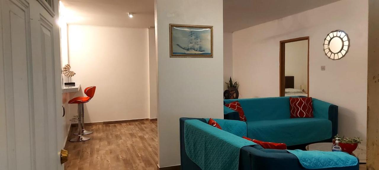 Amazing Beach View Apartments คาสทรีส ภายนอก รูปภาพ